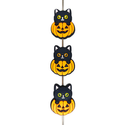 Black Сat With Pumpkin Focal