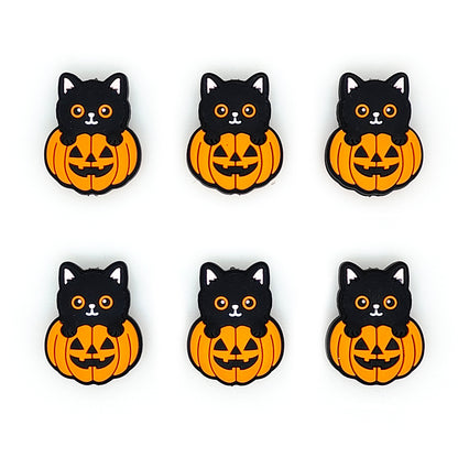 Black Сat With Pumpkin Focal