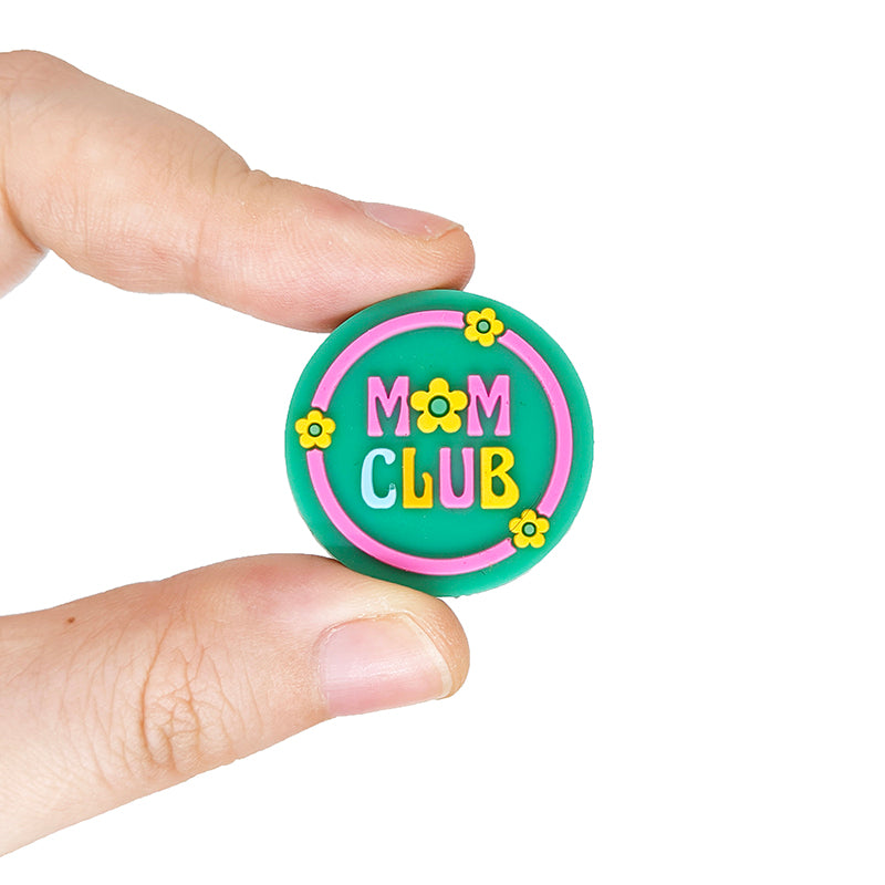 Mom Club Focal