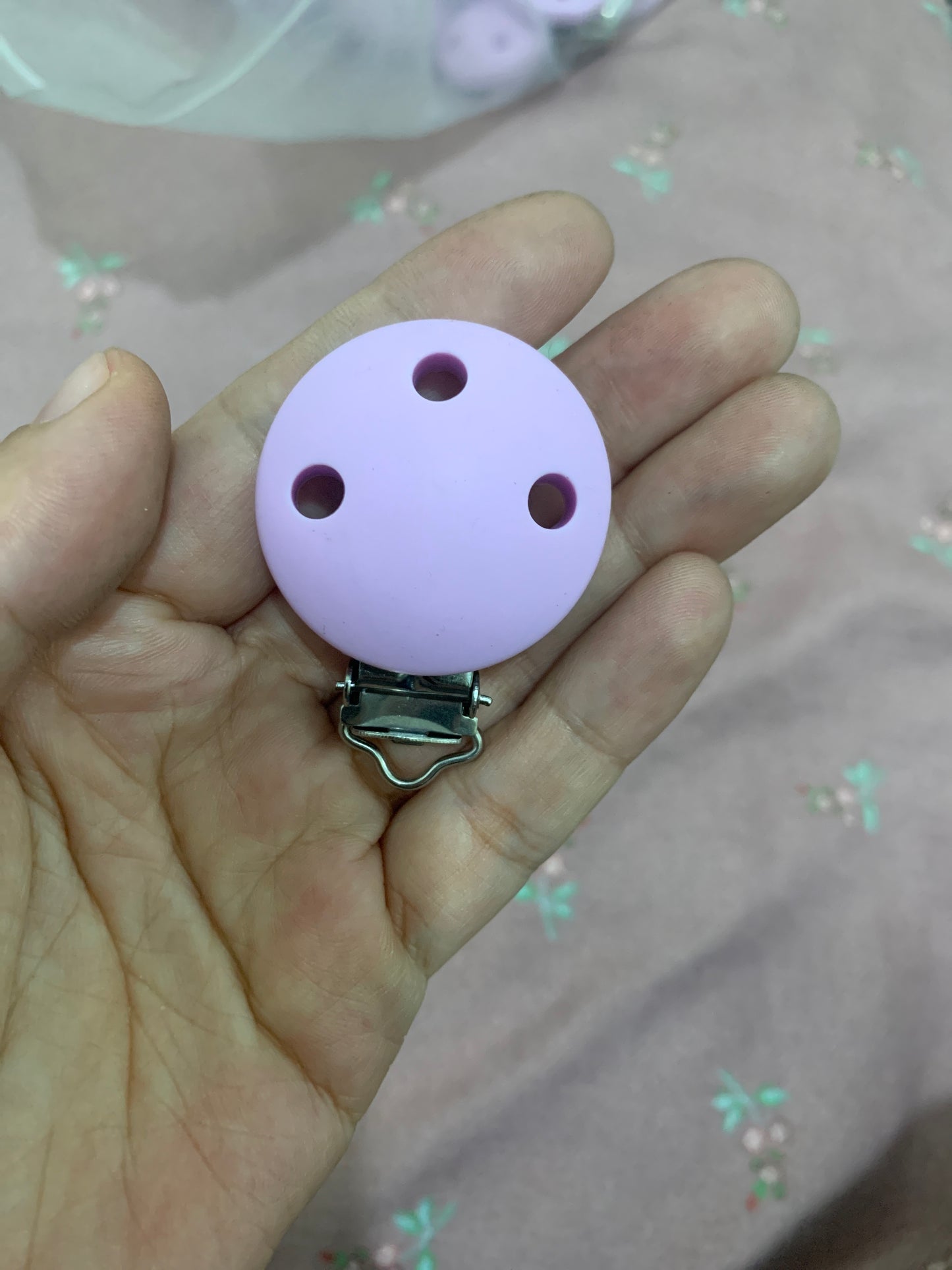 Round Pacifier Clips