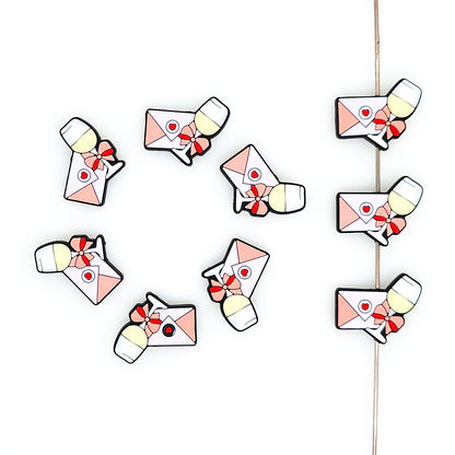 Champagne Love Letter Focal