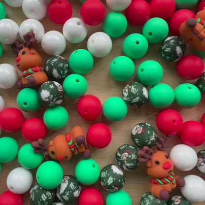 24/48Pcs Assorted  Christmas Deer Silicone Beads