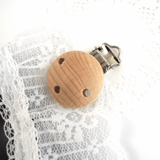 3 Holes Wooden Pacifier Clip