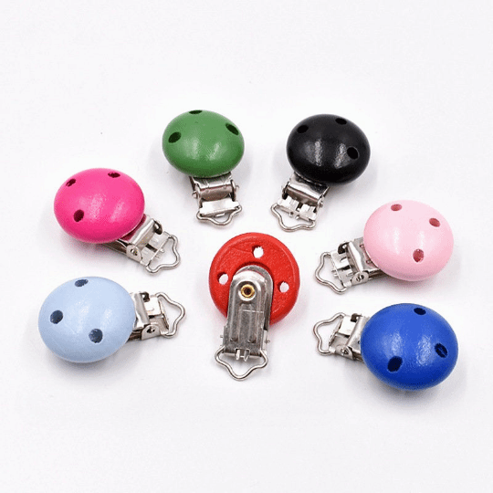 3 Holes Wooden Painted Pacifier Clip