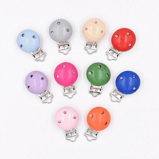3 Holes Wooden Painted Pacifier Clip