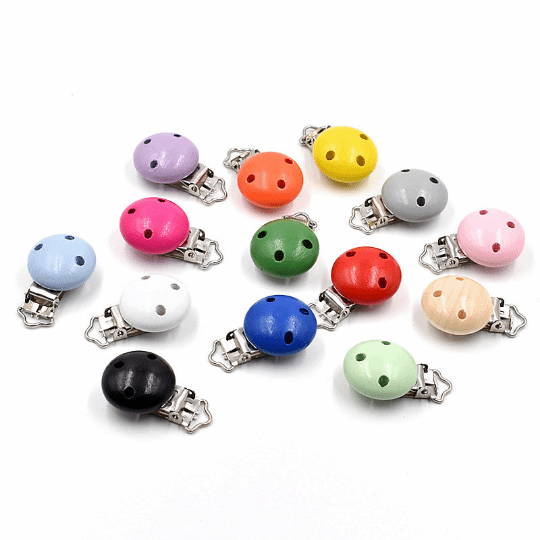 3 Holes Wooden Painted Pacifier Clip